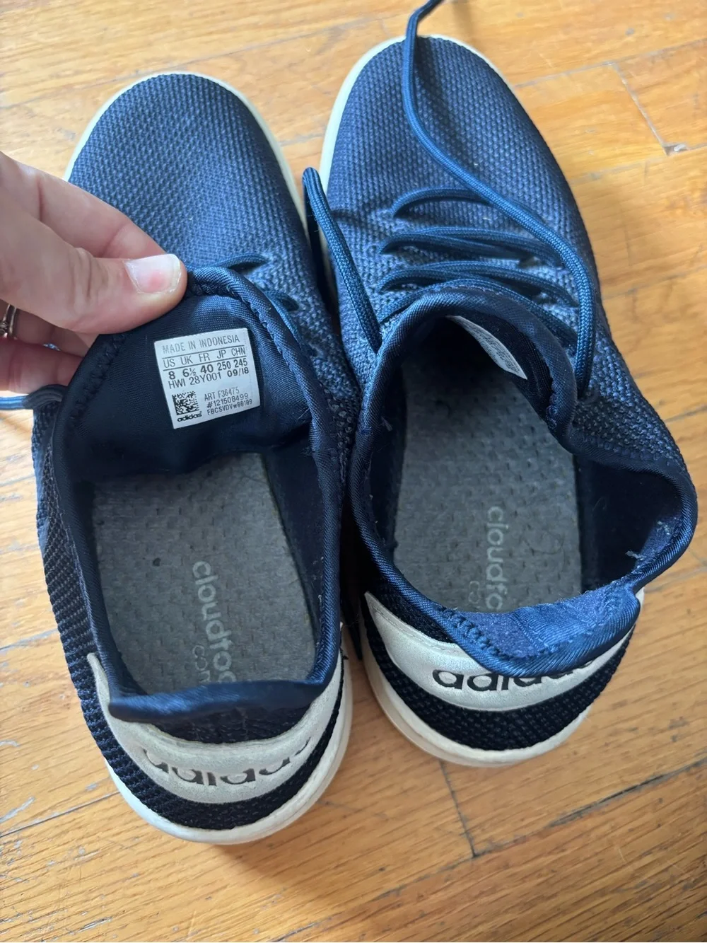 adidas lightweight knit